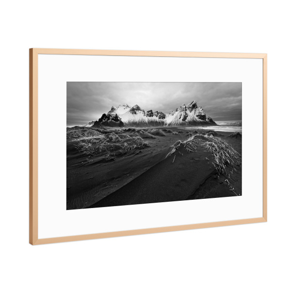 Poster mit Rahmen Kupfer "Sanddünen vor einer Bergkette" artboxONE - Natur,Reise / Strand und Meer,Reise / Länder