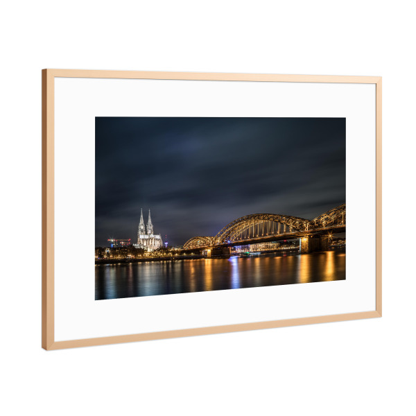 Poster mit Rahmen Kupfer "Köln im Dunkeln" artboxONE - Städte,Städte / Köln