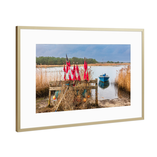 Poster mit Rahmen Gold "Fischerboot am Nothafen" artboxONE - Natur,Reise,Reise / Strand und Meer