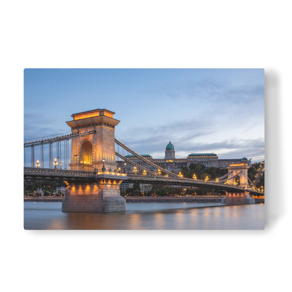 Leinwandbild "Die Kettenbrücke am Abend" artboxONE - Reise,Architektur,Städte / Budapest - Budapest,Kettenbrücke,Donau,Ungarn,Buda,Pest,Brücke