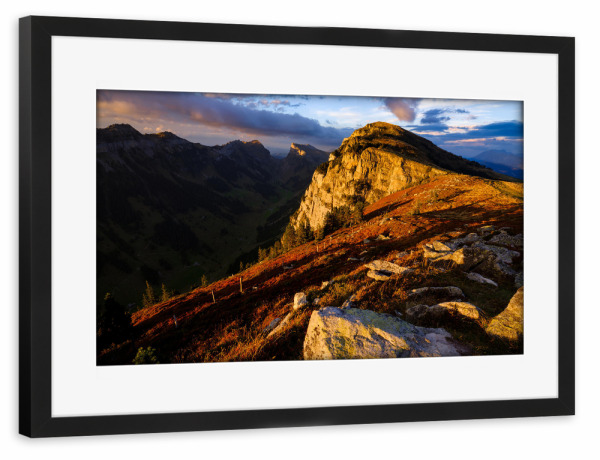 Poster mit Rahmen schwarz "Sonnenuntergang am Niederhorn" artboxONE - Natur,Reise