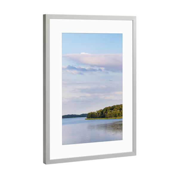 Poster mit Rahmen Silber "Wolken, Ufer, Wald, See" artboxONE - Natur,Reise