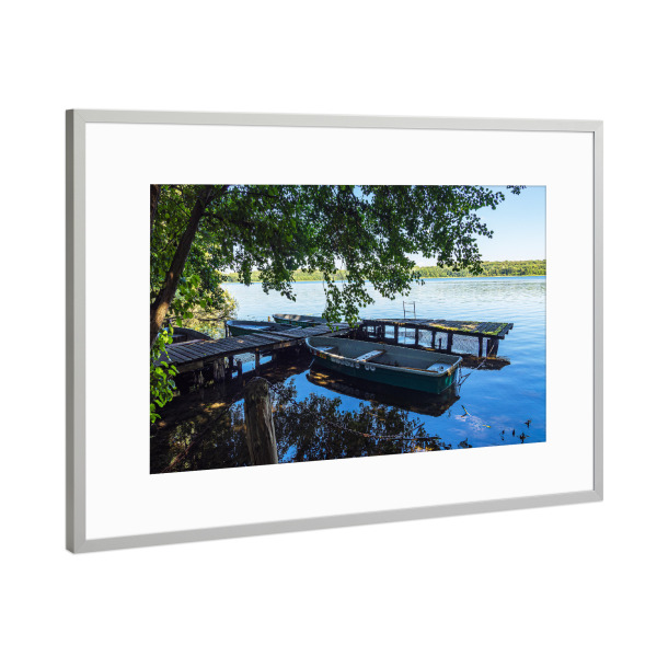 Poster mit Rahmen Silber "Bäume, Boote, Schaalsee" artboxONE - Natur,Reise