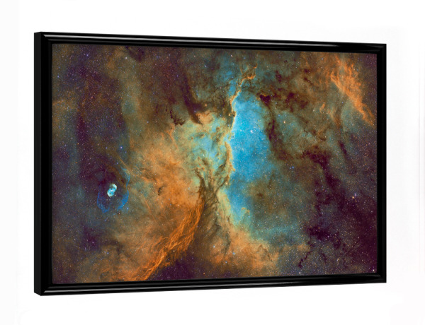 Poster mit schwarzem Rahmen "The Great Wall of Ara" artboxONE - Natur - Ngc 6188,Drachen,Astro,Astronomie,Astrofotografie,Weltall,Universum,Sterne