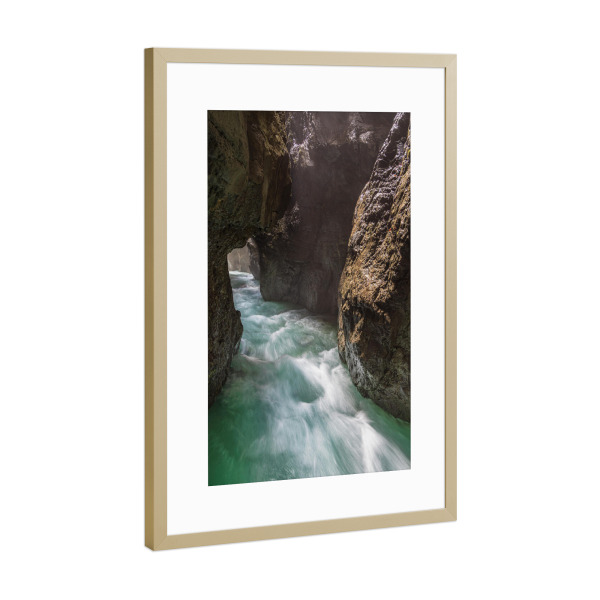 Poster mit Rahmen Gold "Blick in die Partnachklamm" artboxONE - Natur,Reise