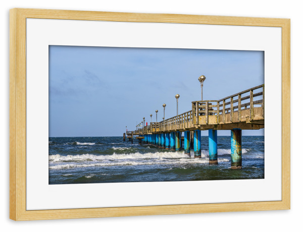 Poster mit Rahmen kiefer "Meer, Wellen, Seebrücke" artboxONE - Natur,Reise,Architektur,Reise / Strand und Meer