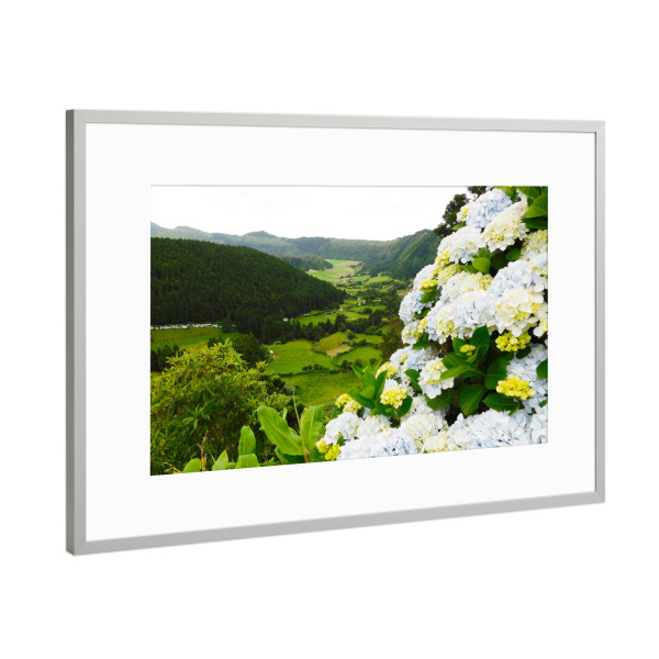 Poster mit Rahmen Silber "Landschaft der Azoren" artboxONE - Natur,Reise,Floral,Reise / Länder