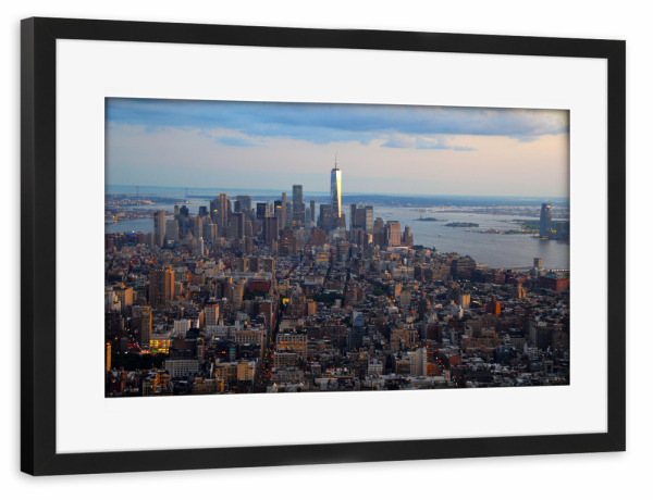 Poster mit Rahmen schwarz "NYC @ night" artboxONE - Städte / New York,Reise,Architektur,Reise / Länder