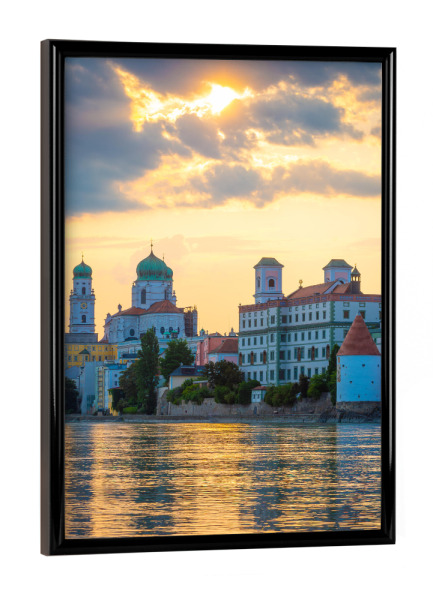 Poster mit schwarzem Rahmen "Passau im Sonnenuntergang" artboxONE - Städte,Reise - Passau,Sonnenuntergang,Dom,Bayern,Deutschland,Donau,Inn,Sommer