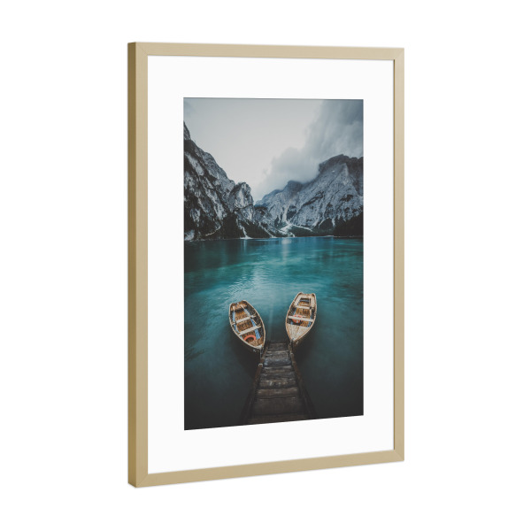 Poster mit Rahmen Gold "Zwei Bote am Pragser Wildsee" artboxONE - Natur,Reise