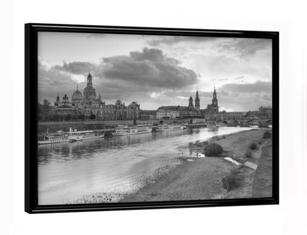 Poster mit schwarzem Rahmen "Skyline von Dresden s/w" artboxONE - Schwarzweiß,Architektur,Städte / Dresden