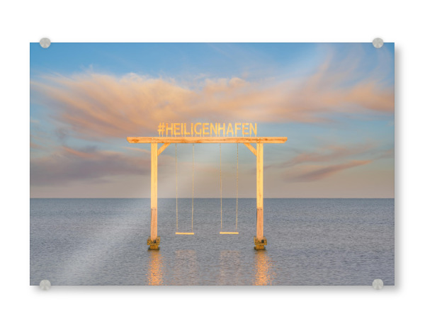 Acrylglasbild "Schaukel im Meer Heiligenhafen" artboxONE - Reise,Reise / Strand und Meer