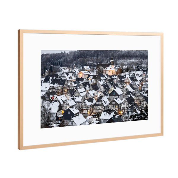 Poster mit Rahmen Kupfer "Der Stadtkern von Freudenberg" artboxONE - Architektur