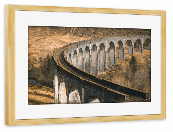 Poster mit Rahmen kiefer "Train Bridge" artboxONE - Natur,Reise,Film,Architektur - Scottish highlands,Schottland,Zug,Brücke,Reise,Natur