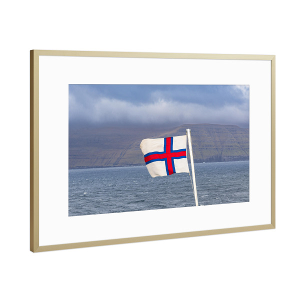 Poster mit Rahmen Gold "Flagge der Färöer Inseln" artboxONE - Natur,Reise,Reise / Strand und Meer,Reise / Länder