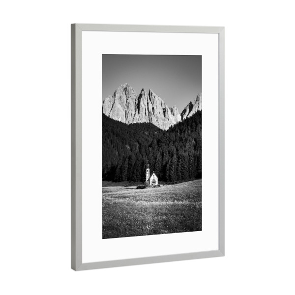 Poster mit Rahmen Silber "Bergkirche" artboxONE - Natur,Reise - Natur,Naturfotografie,Berge