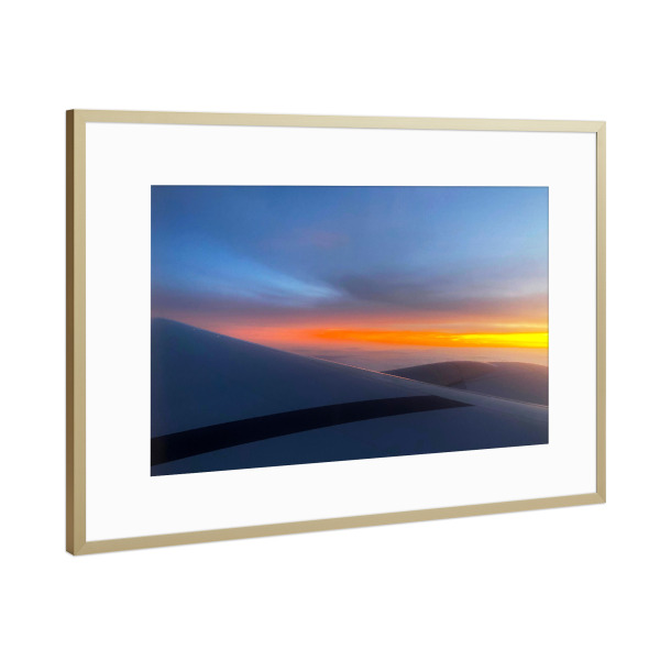 Poster mit Rahmen Gold "Sonnenaufgang über den Wolken" artboxONE - Reise,Reise / Länder
