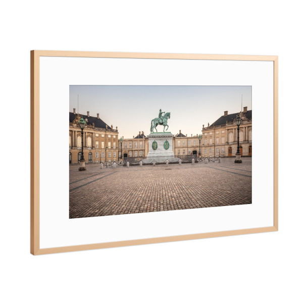 Poster mit Rahmen Kupfer "Schloss Amalienborg" artboxONE - Städte,Architektur,Städte / København