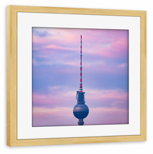 Poster mit Rahmen kiefer "Pastel TV Tower" artboxONE - Städte / Berlin,Architektur