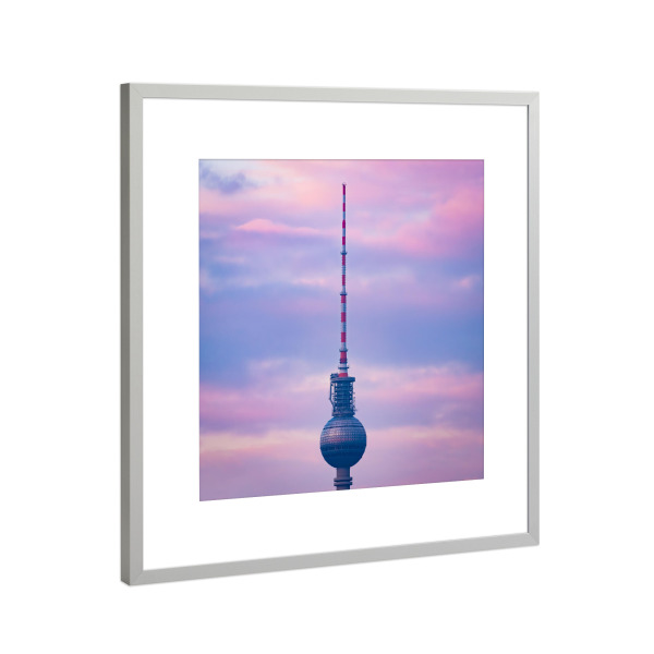Poster mit Rahmen Silber "Pastel TV Tower" artboxONE - Städte / Berlin,Architektur
