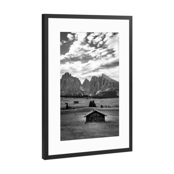 Poster mit Rahmen Schwarz (Metallic) "Berghütte s/w" artboxONE - Natur,Reise,Schwarzweiß - Berge,Naturfotografie,Natur