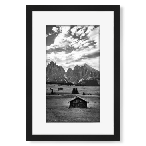 Mountain refuge b/w