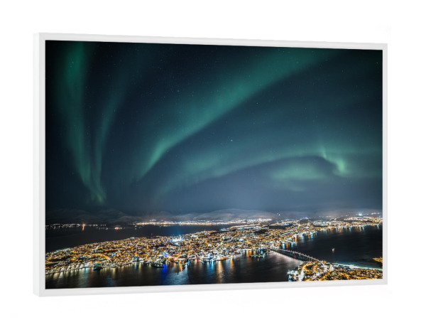 Poster mit weißem Rahmen "Nordlichter über Tromsö" artboxONE - Städte,Natur,Reise