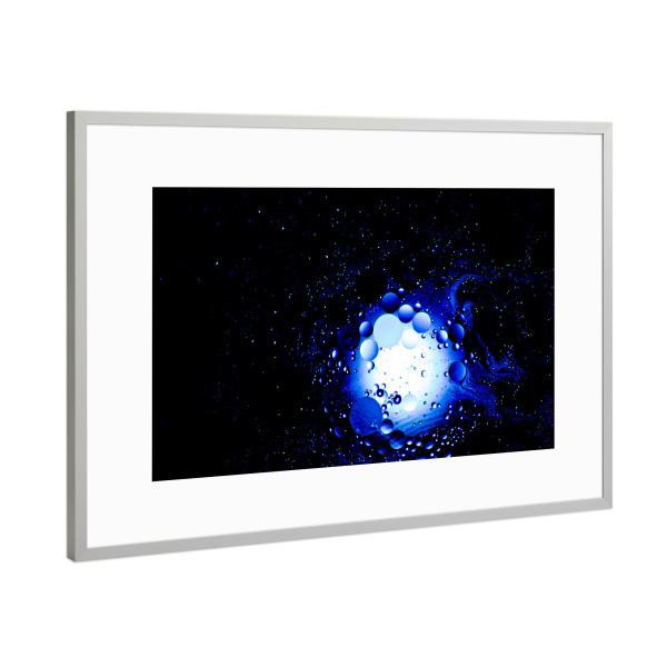 Poster mit Rahmen Silber "März" artboxONE - Abstrakt - Abstraktefotografie,Farbenspiel,Blasen