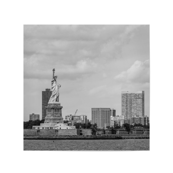 Poster 20x20 cm "Statue of liberti" artboxONE - Städte / New York,Schwarzweiß,Architektur,Reise / Strand und Meer