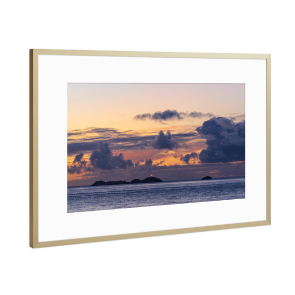 Poster mit Rahmen Gold "Sonnenuntergang und Shetlandinseln" artboxONE - Natur,Reise,Reise / Strand und Meer