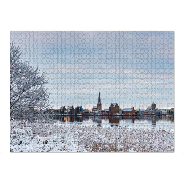 Puzzle Ravensburger "Schnee, Schilf, Fluss, Stadt" artboxONE - Städte,Natur,Reise,Architektur
