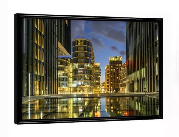 Poster mit schwarzem Rahmen "Medienhafen Skyline Düsseldorf" artboxONE - Architektur,Städte / Düsseldorf