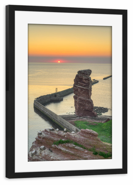 Poster mit Rahmen schwarz "Helgoland Blick zur Langen Anna" artboxONE - Natur,Reise,Reise / Strand und Meer