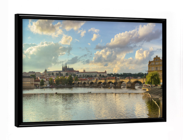 Poster mit schwarzem Rahmen "Blick zur Prager Burg" artboxONE - Reise,Architektur,Städte / Prag