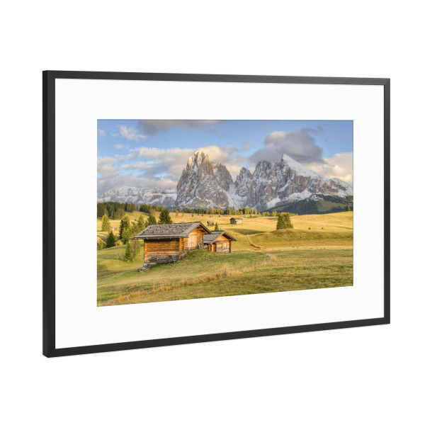 Poster mit Rahmen Schwarz (Metallic) "Seiser Alm im goldenen Licht" artboxONE - Natur,Reise,Reise / Länder