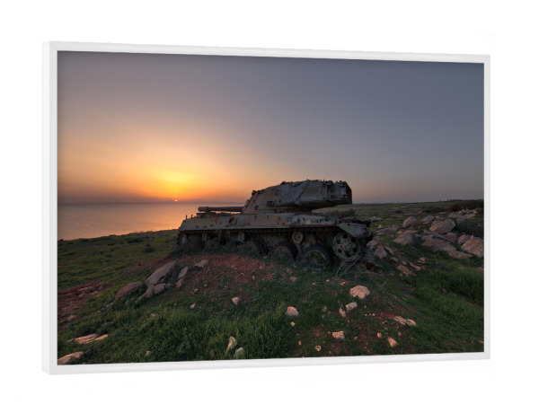 Poster mit weißem Rahmen "Sunset of Peace" artboxONE - Natur,Reise,Buchstaben / L,Buchstaben / V