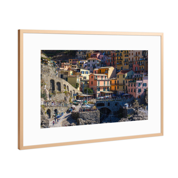 Poster mit Rahmen Kupfer "Häuser und Felsen in Manarola" artboxONE - Natur,Reise,Architektur,Reise / Länder