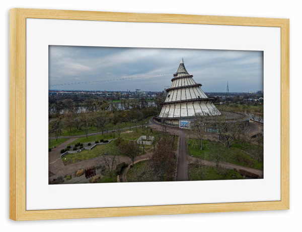 Poster mit Rahmen kiefer "Magdeburg - Jahrtausendturm" artboxONE - Städte,Natur,Reise,Architektur,Reise / Länder