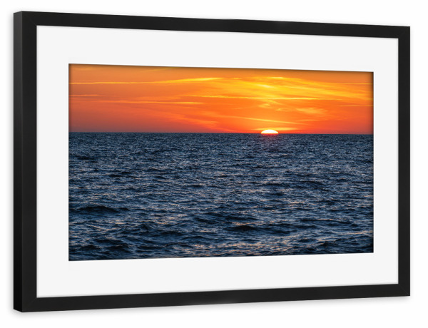 Poster mit Rahmen schwarz "Sonnenuntergang bei Kloster" artboxONE - Natur,Reise,Reise / Strand und Meer