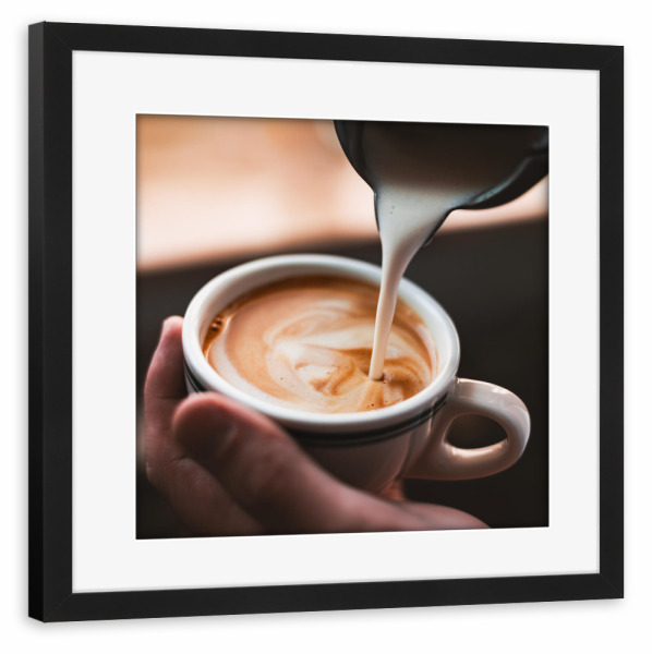 Poster mit Rahmen schwarz "Barrista Moment - Flat Cappuccino" artboxONE - Essen & Trinken - Kaffee,Kaffeeliebhaber,Cafe,Coffee,Barrista,Bar