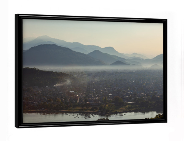 Poster mit schwarzem Rahmen "Pokhara" artboxONE - Natur,Architektur - Pokhara,Nepal,Annapurna,Himalaya,Berge,Asien,Landschaft,Natur