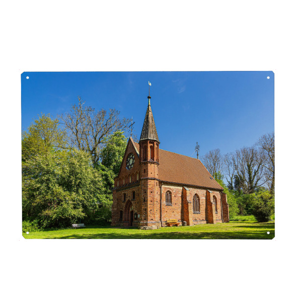 Holzbild "Kapelle mit Wiese und Bäumen" artboxONE - Natur,Reise,Architektur