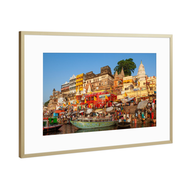 Poster mit Rahmen Gold "Tempel Ghats am Ganges" artboxONE - Architektur,Reise / Asien