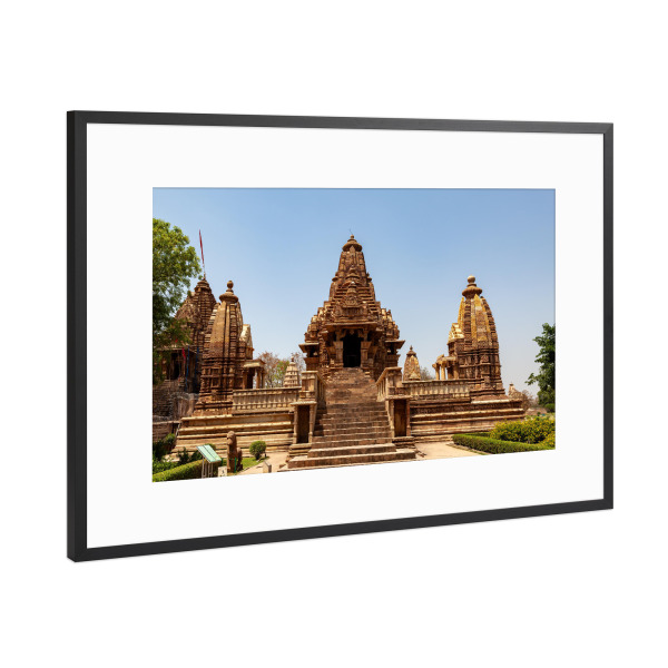Poster mit Rahmen Schwarz (Metallic) "Die Tempel von Khajuraho" artboxONE - Architektur,Reise / Asien