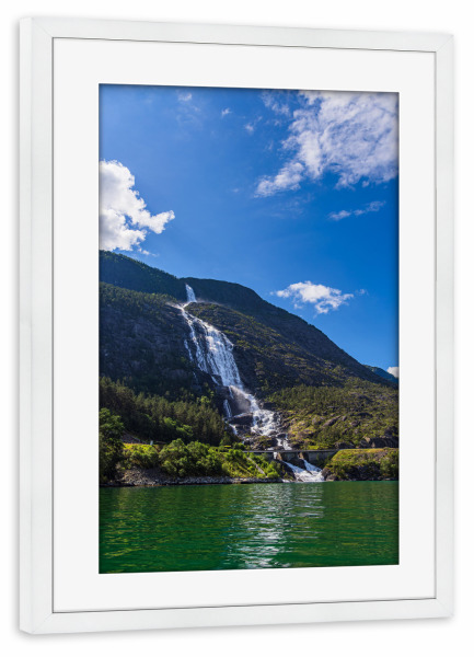 Poster mit Rahmen weiß "Wasserfall Langfossen" artboxONE - Natur,Reise,Reise / Strand und Meer,Reise / Länder
