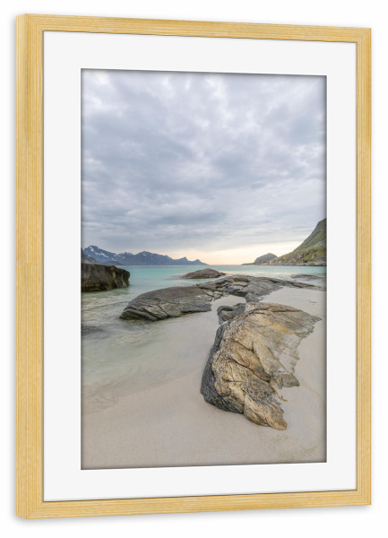 Poster mit Rahmen kiefer "Haukland Beach" artboxONE - Natur,Reise,Reise / Strand und Meer