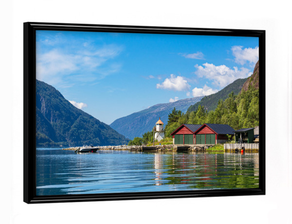 Poster mit schwarzem Rahmen "Leuchtturm am Åkrafjord" artboxONE - Natur,Reise,Architektur,Reise / Strand und Meer,Reise / Länder