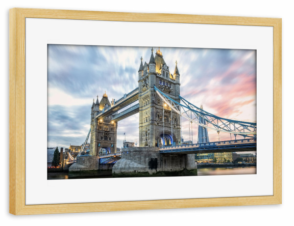 Poster mit Rahmen kiefer "Tower Bridge bei Sonnenuntergang" artboxONE - Städte,Städte / London,Reise
