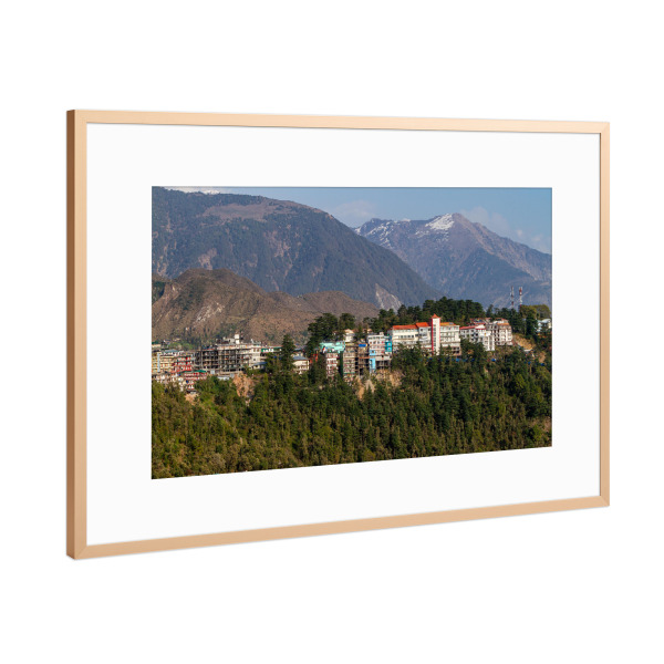 Poster mit Rahmen Kupfer "Dharamshala in Indien" artboxONE - Architektur,Reise / Asien