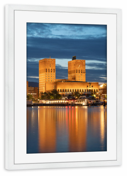 Poster mit Rahmen weiß "Rathaus Oslo" artboxONE - Architektur